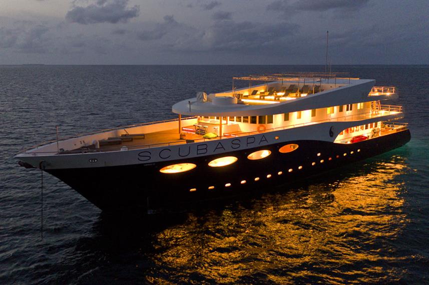 SCUBASPA MALDIVES SOLO TRAVELERS CRUISE( Ms. Jhopee Avanceña) 14 October 2023 ~ 21 October 2023 